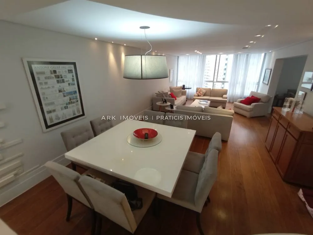 Apartamento, 3 quartos, 190 m² - Foto 2