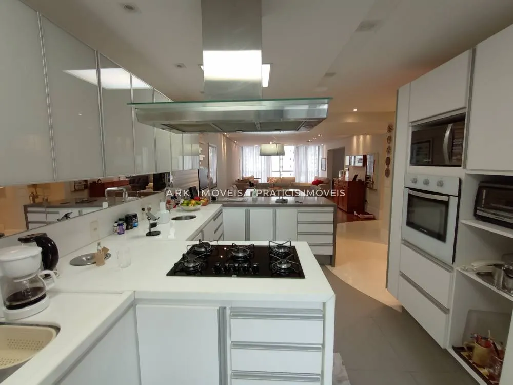 Apartamento, 3 quartos, 190 m² - Foto 8