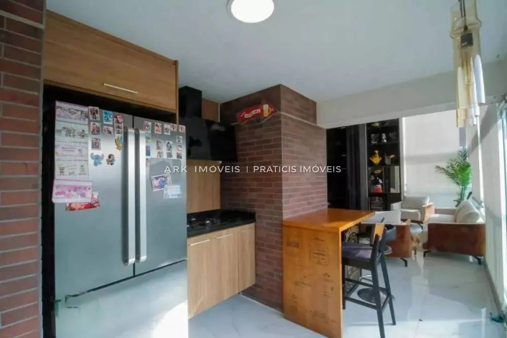 Apartamento, 3 quartos, 210 m² - Foto 1