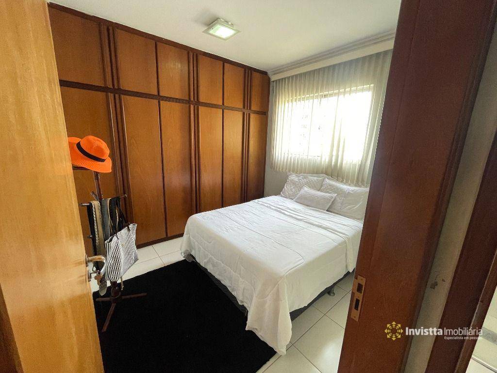 Apartamento à venda com 3 quartos, 65m² - Foto 3