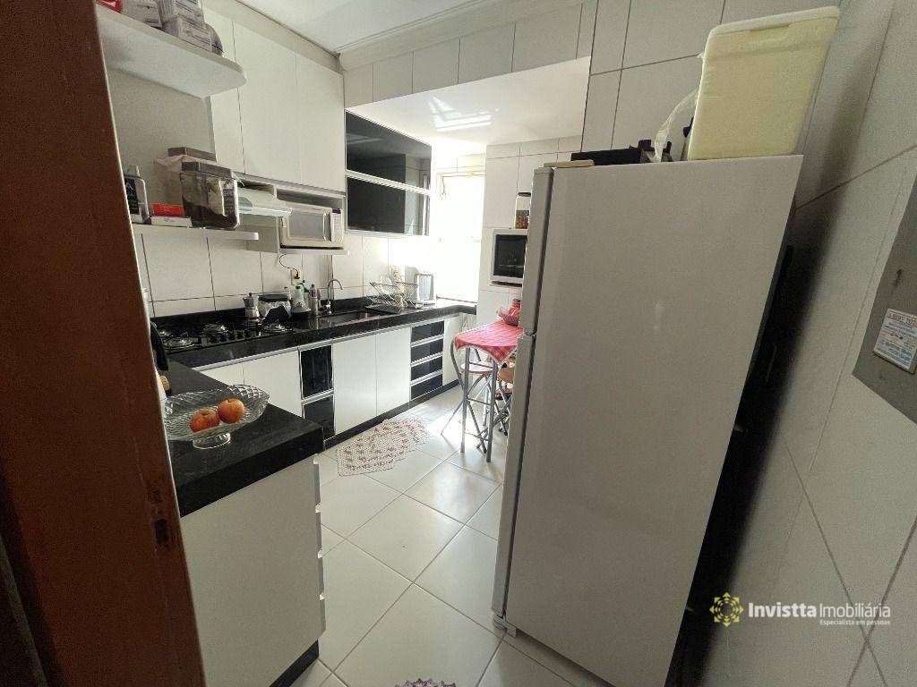 Apartamento à venda com 3 quartos, 65m² - Foto 14