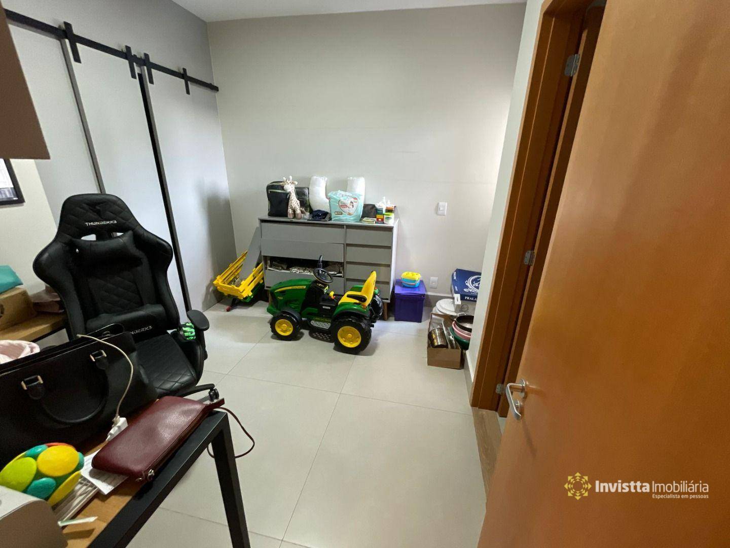 Apartamento à venda com 3 quartos, 97m² - Foto 17