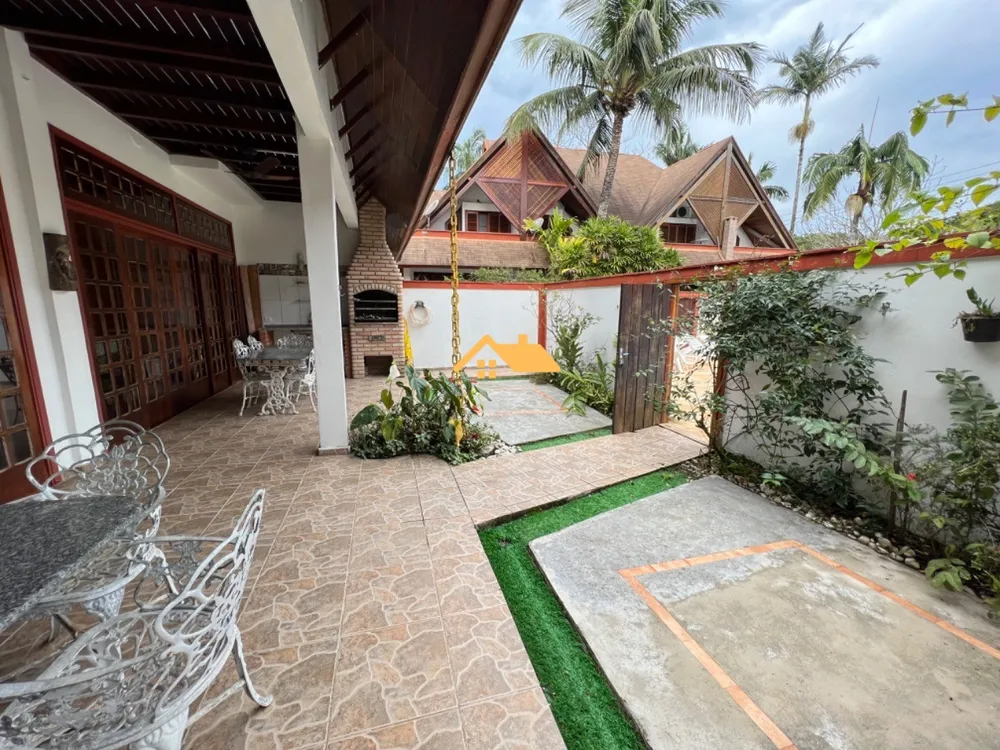 Casa de Condomínio, 4 quartos - Foto 1
