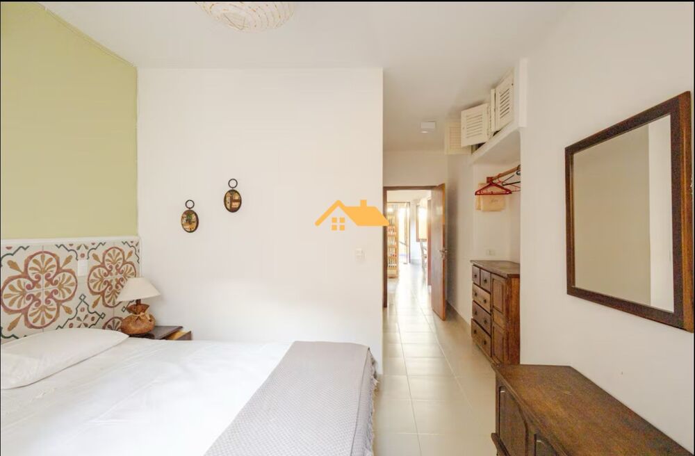 Casa, 3 quartos, 200 m² - Foto 1