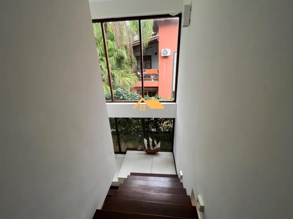 Casa, 6 quartos, 280 m² - Foto 4