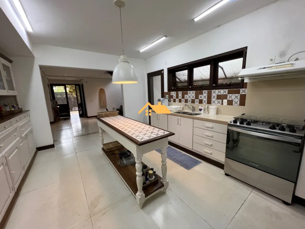 Casa, 6 quartos, 280 m² - Foto 3
