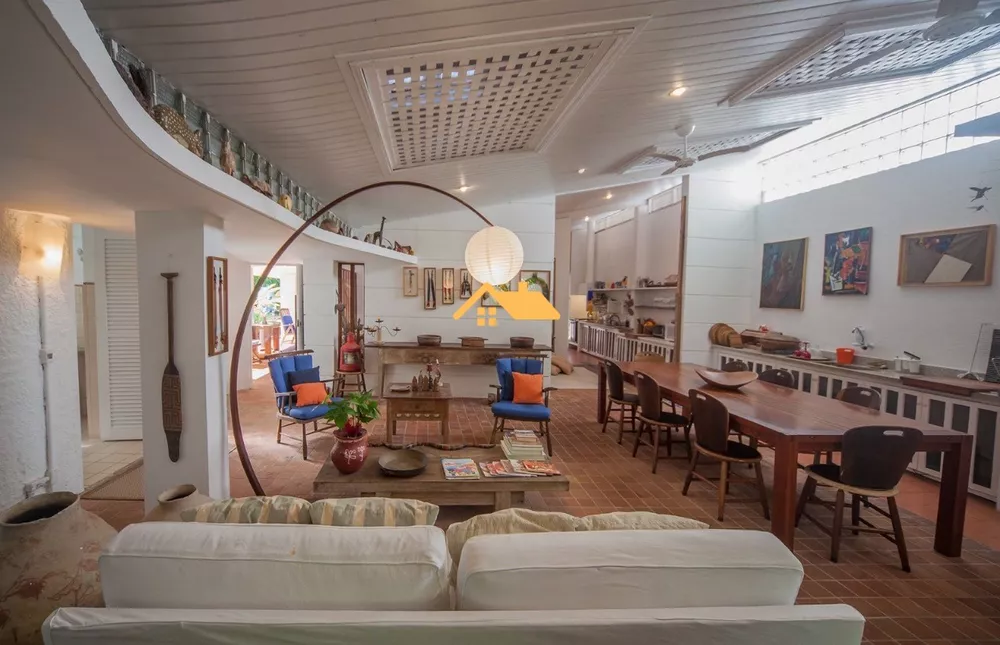 Casa, 5 quartos, 250 m² - Foto 1