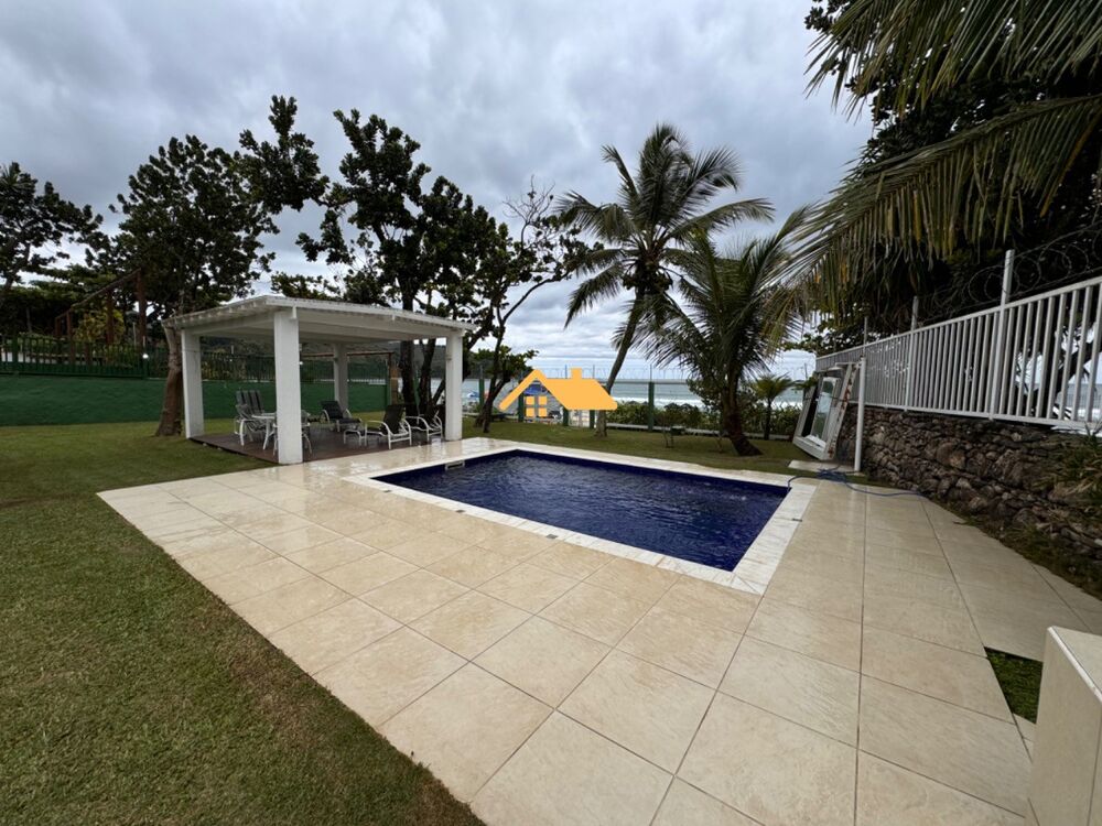 Casa, 5 quartos, 250 m² - Foto 1