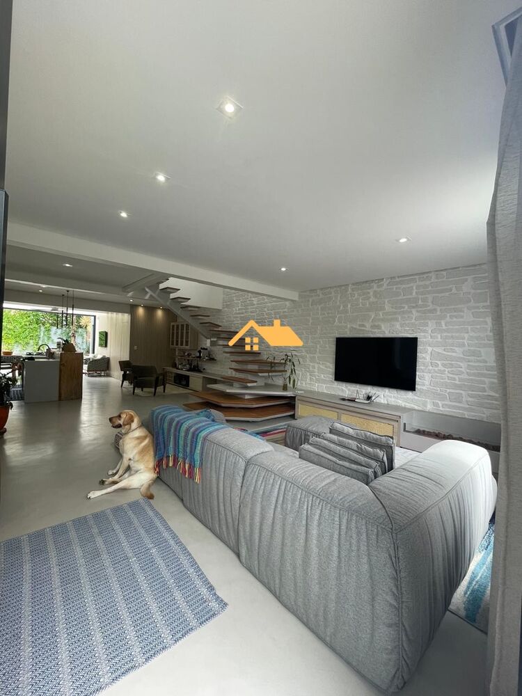 Casa, 3 quartos, 220 m² - Foto 2