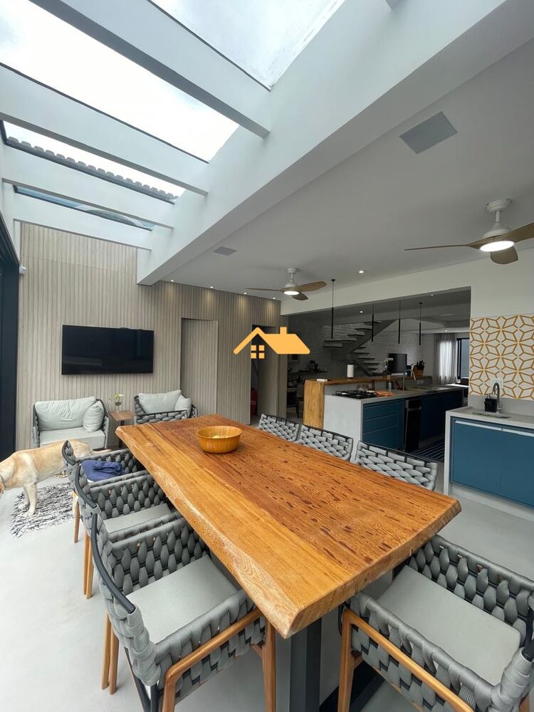 Casa, 3 quartos, 220 m² - Foto 4