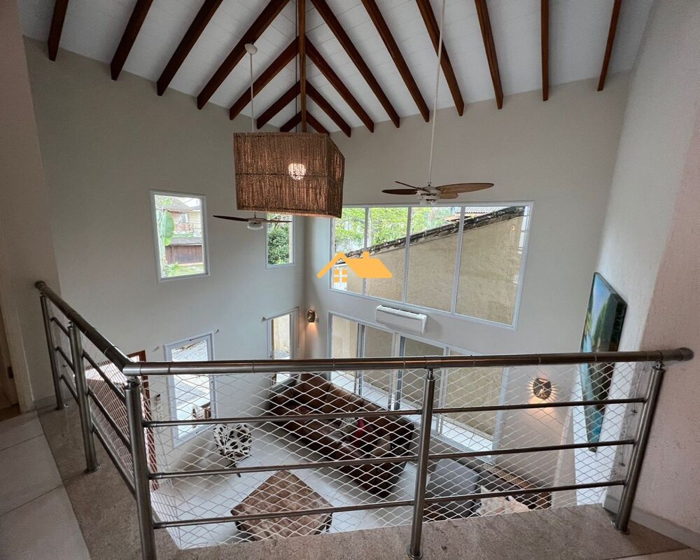 Casa à venda com 4 quartos, 220m² - Foto 31