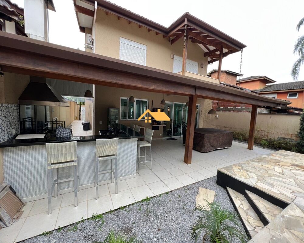 Casa à venda com 4 quartos, 220m² - Foto 34