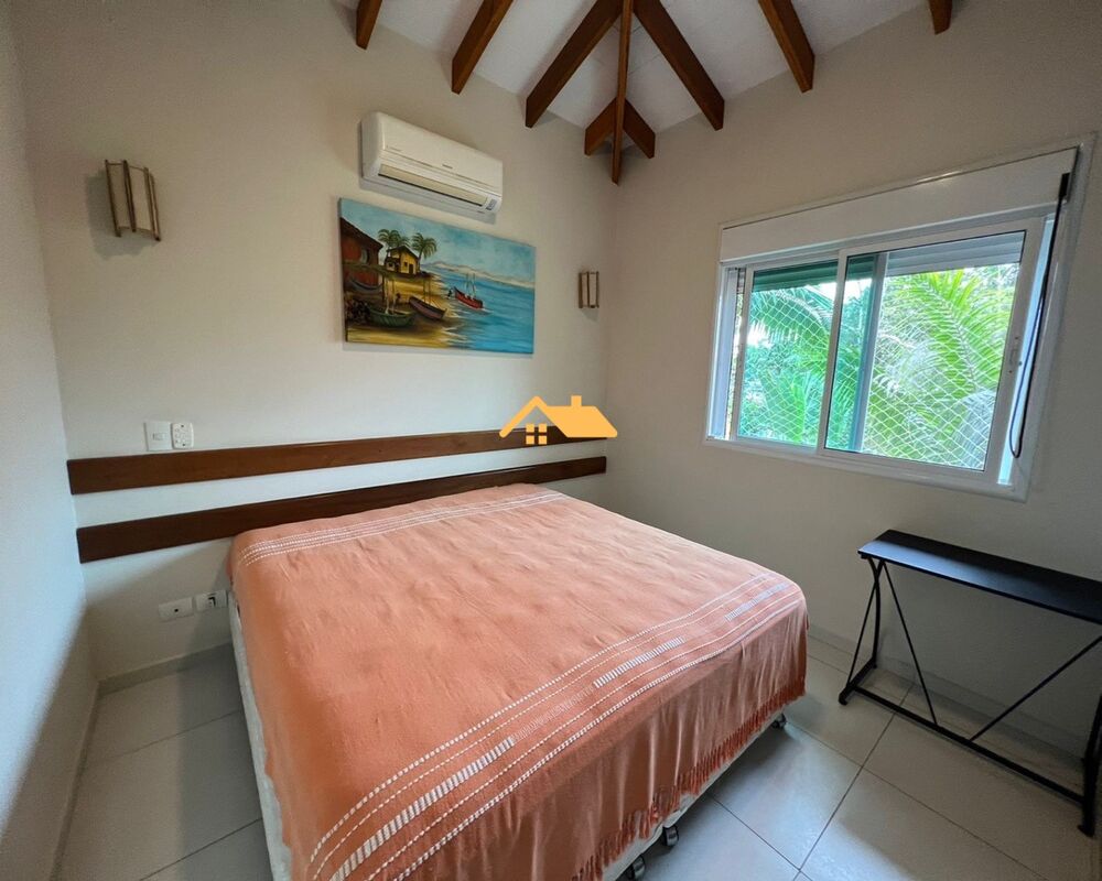 Casa à venda com 4 quartos, 220m² - Foto 20