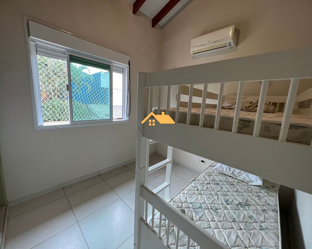 Casa à venda com 4 quartos, 220m² - Foto 23