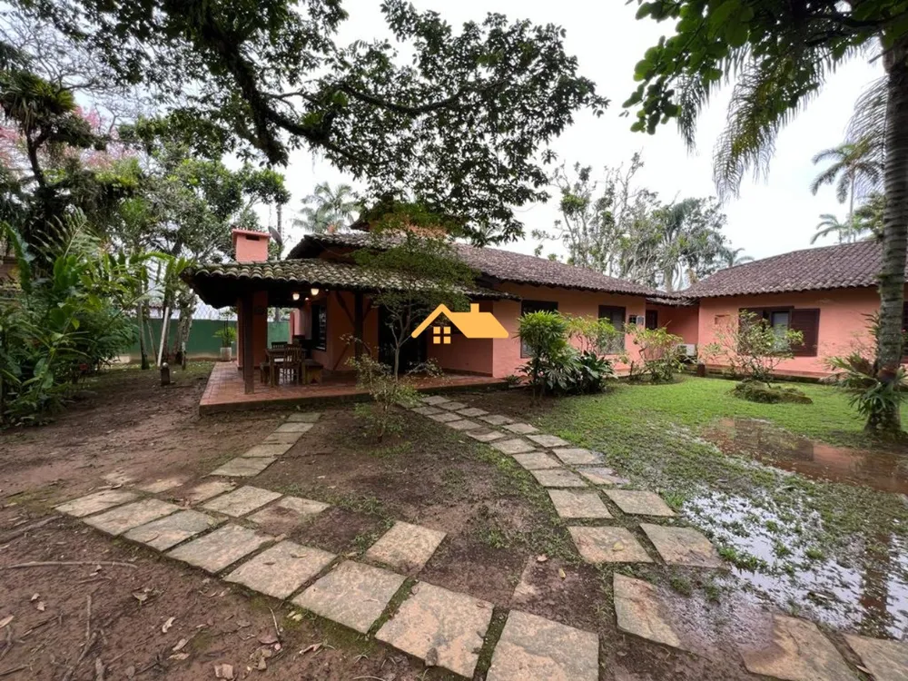 Casa de Condomínio, 4 quartos - Foto 1