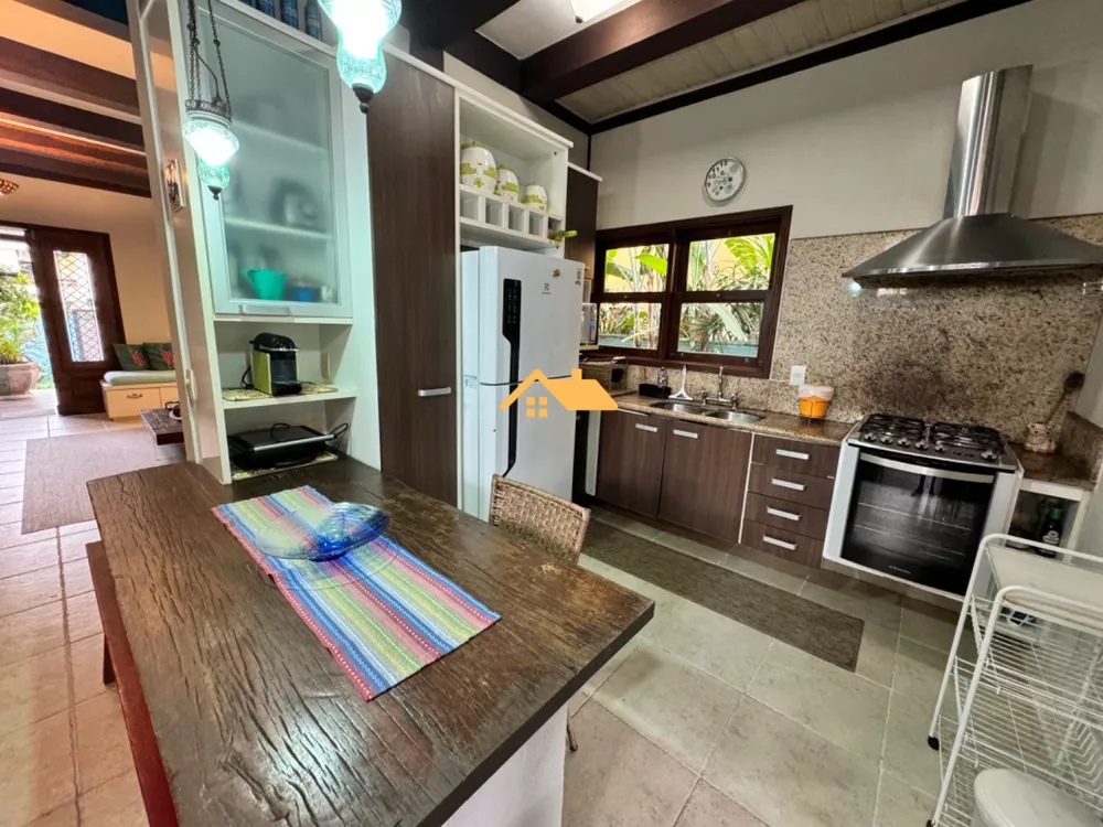 Casa, 5 quartos, 288 m² - Foto 3