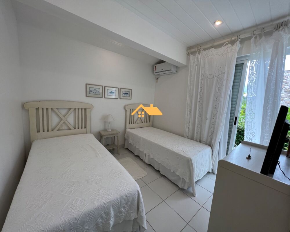 Casa, 5 quartos, 300 m² - Foto 32