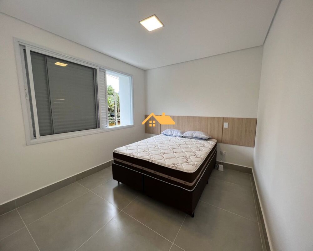 Casa para alugar com 4 quartos, 220m² - Foto 10