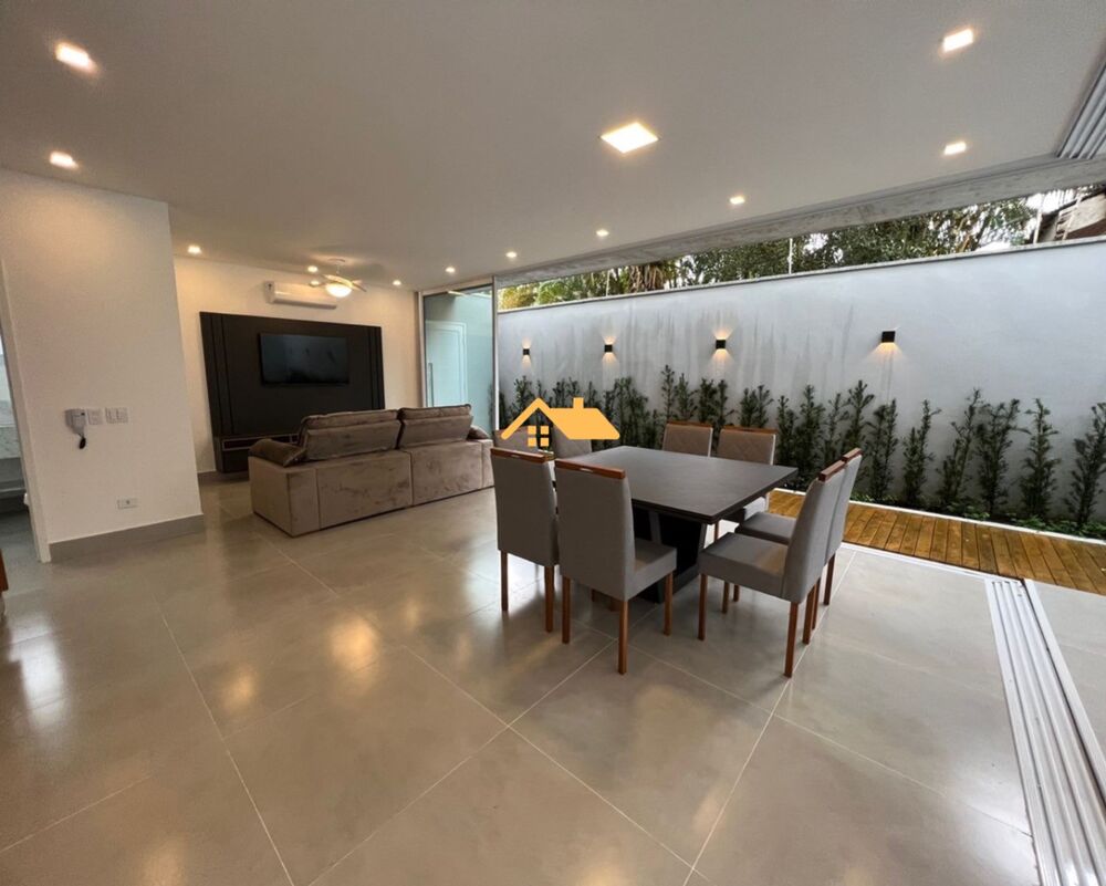 Casa para alugar com 4 quartos, 220m² - Foto 4
