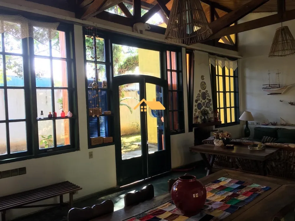 Casa, 4 quartos, 197 m² - Foto 2