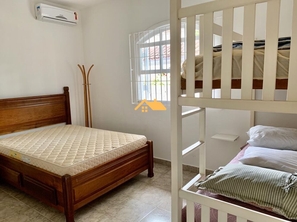 Casa à venda e aluguel com 5 quartos, 242m² - Foto 12