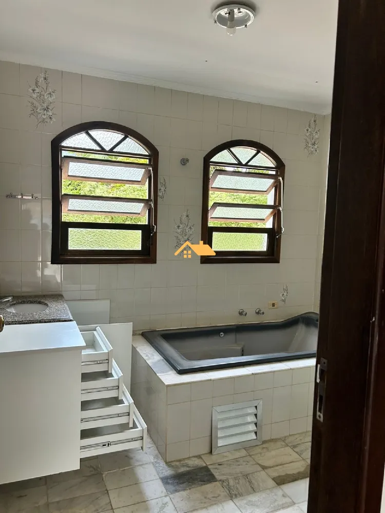 Casa, 6 quartos, 330 m² - Foto 11