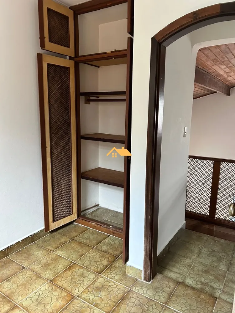 Casa, 6 quartos, 330 m² - Foto 12