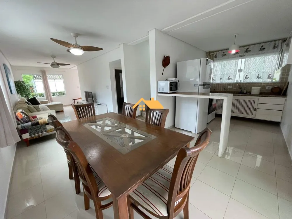 Casa, 5 quartos, 247 m² - Foto 4