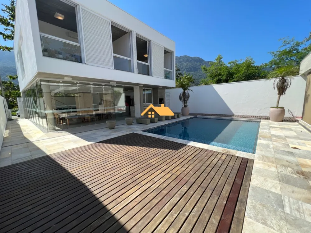 Casa, 5 quartos, 307 m² - Foto 1