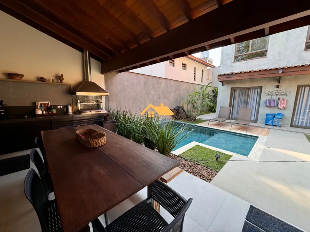 Casa, 5 quartos, 240 m² - Foto 24