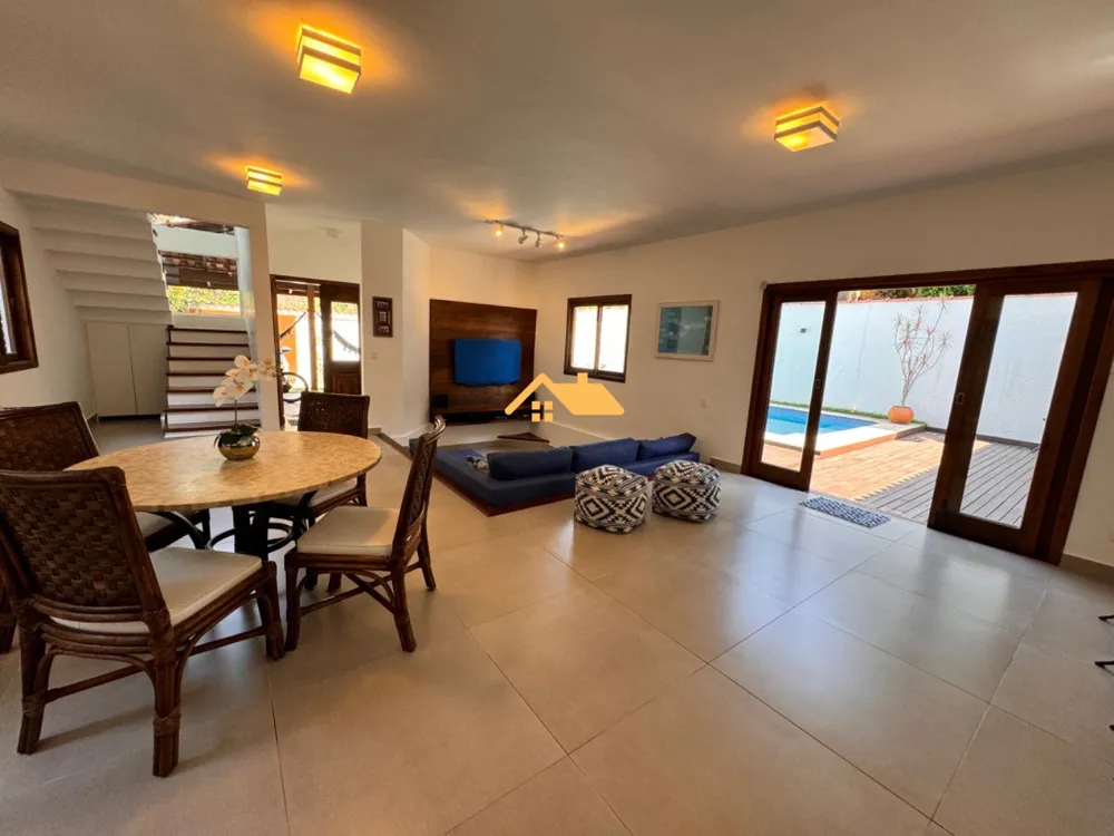 Casa, 4 quartos, 305 m² - Foto 1