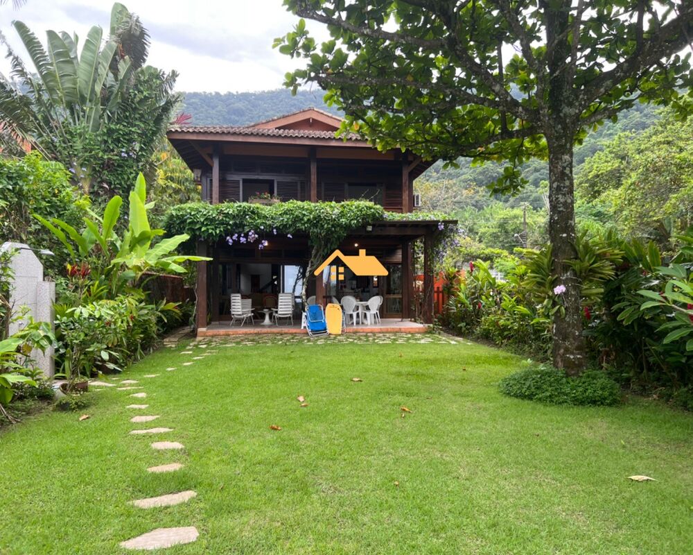 Casa à venda e temporada com 4 quartos, 250m² - Foto 1