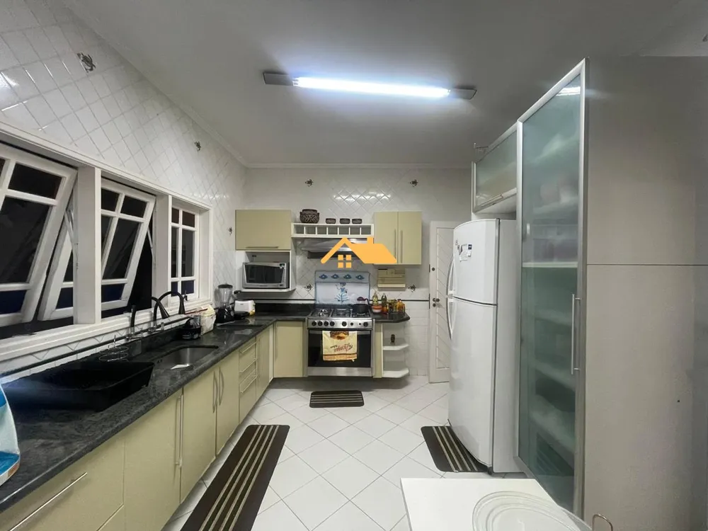 Casa, 3 quartos, 300 m² - Foto 8