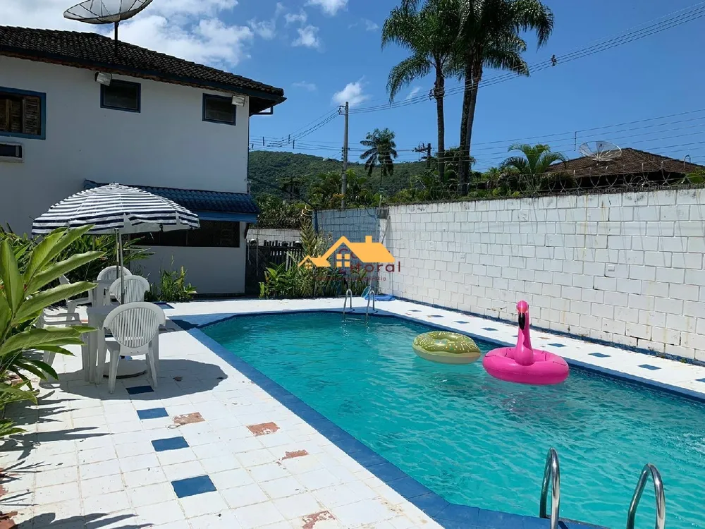 Casa, 4 quartos, 220 m² - Foto 1