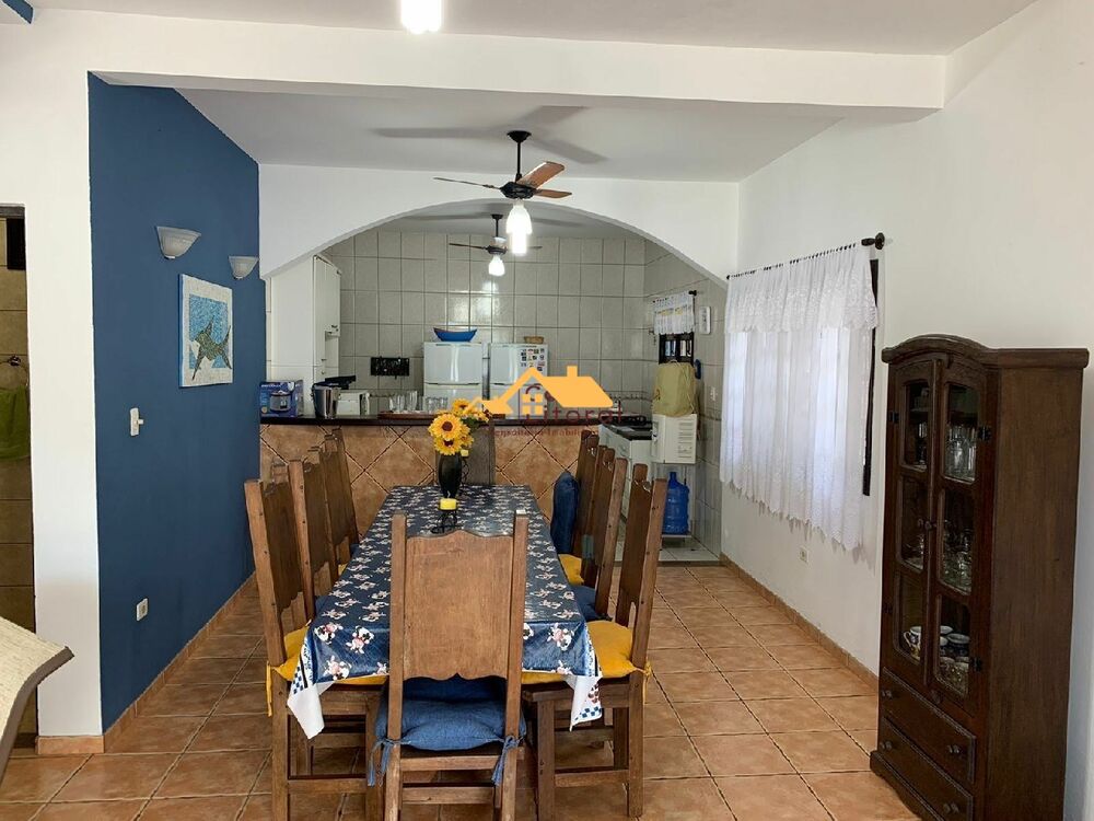 Casa à venda e temporada com 4 quartos, 220m² - Foto 2