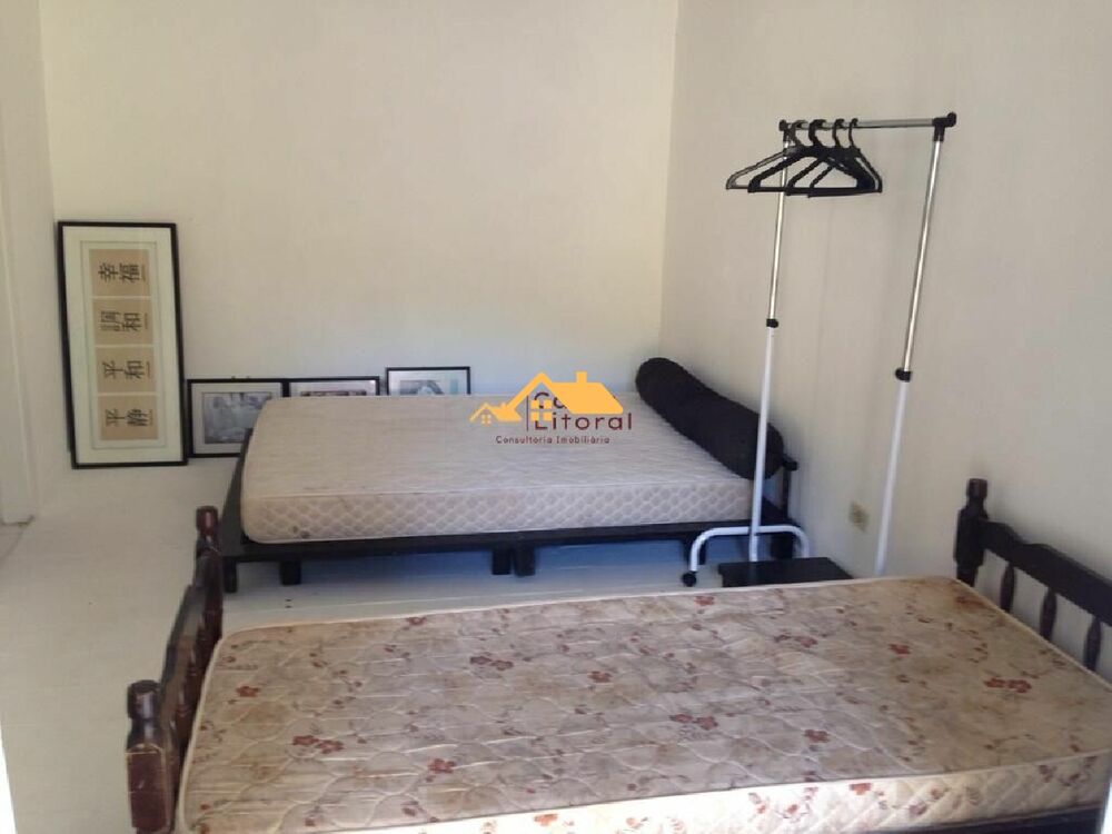 Casa à venda com 4 quartos, 100m² - Foto 11