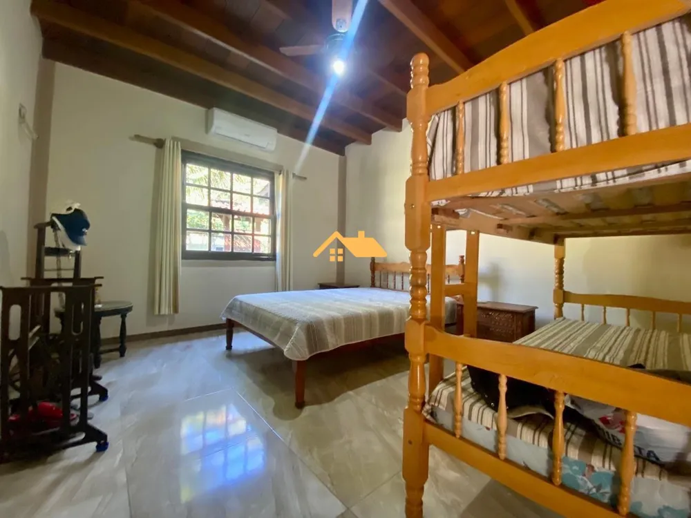 Casa, 4 quartos, 180 m² - Foto 4