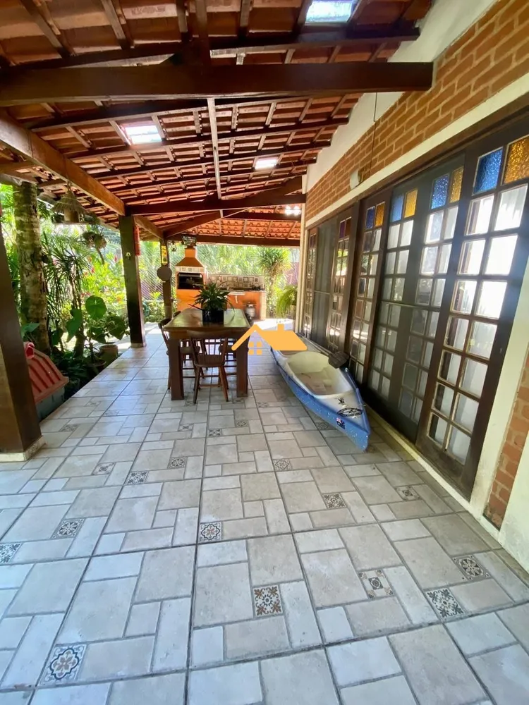 Casa, 4 quartos, 180 m² - Foto 2