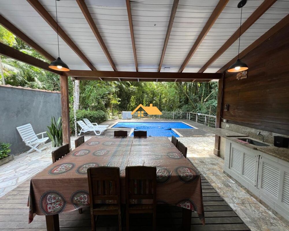 Casa à venda com 3 quartos, 197m² - Foto 6
