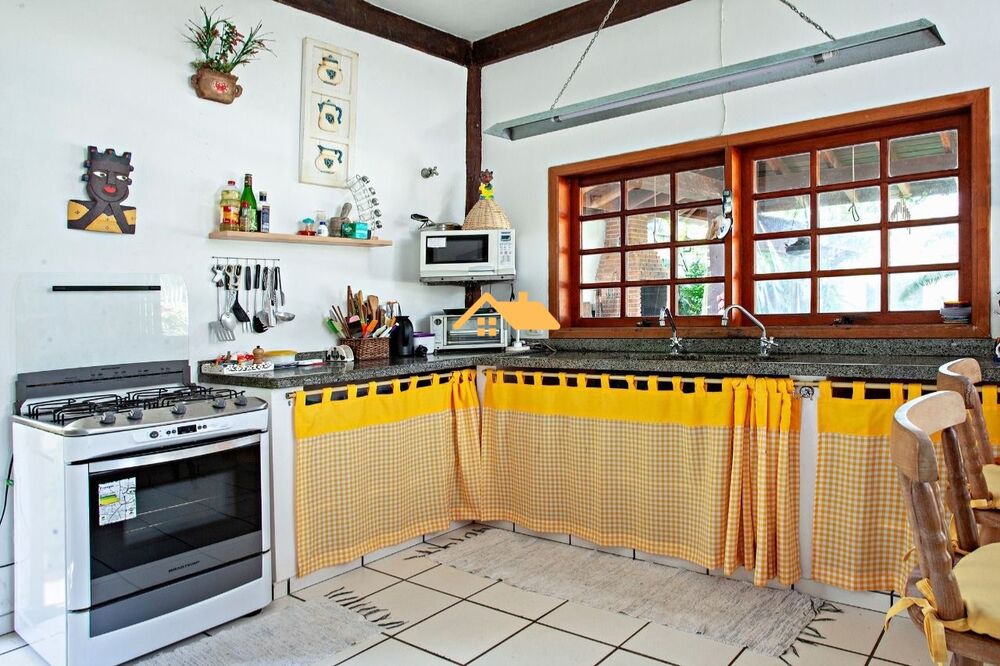 Casa à venda com 3 quartos, 250m² - Foto 8