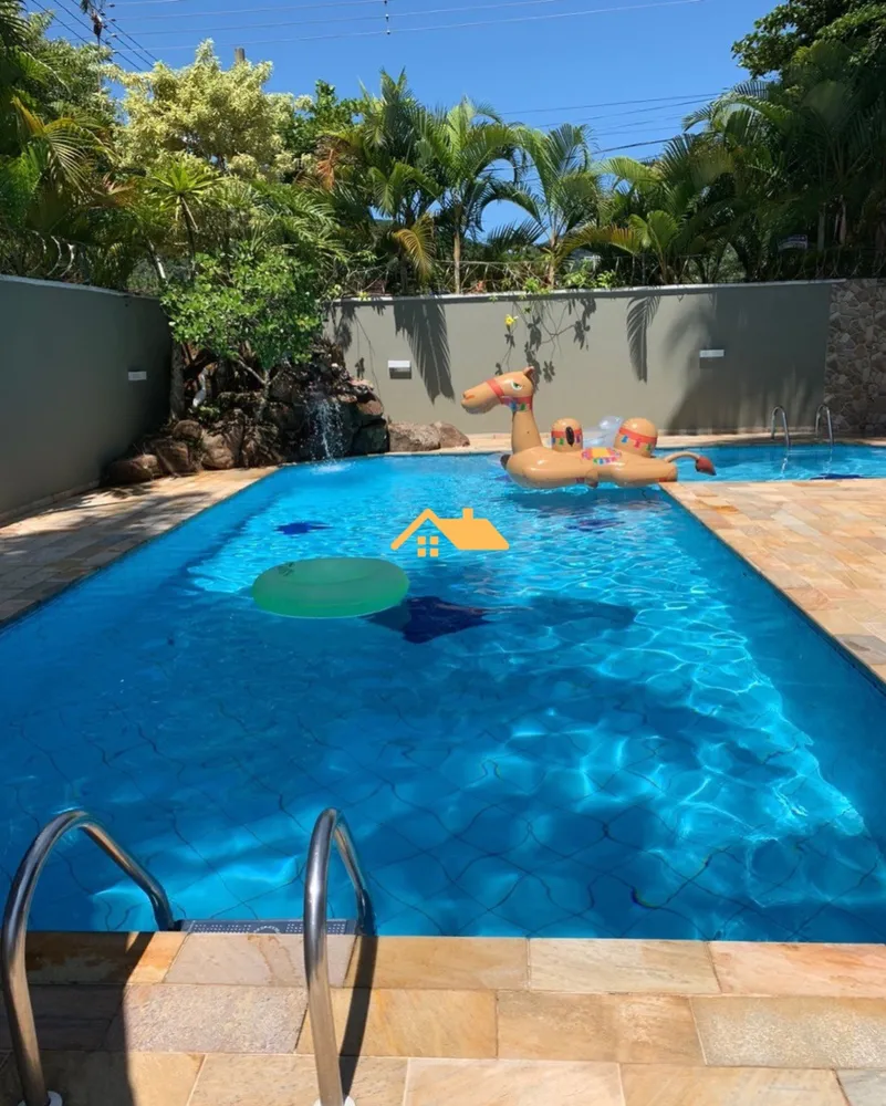 Casa, 4 quartos, 300 m² - Foto 1