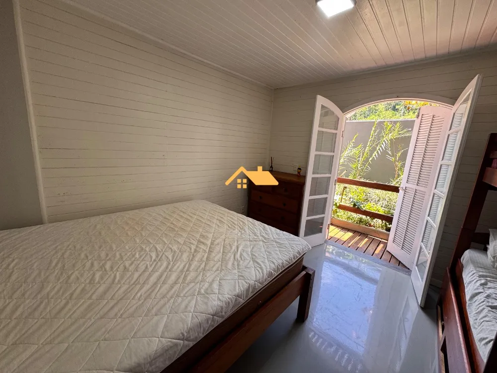 Casa, 5 quartos, 230 m² - Foto 5