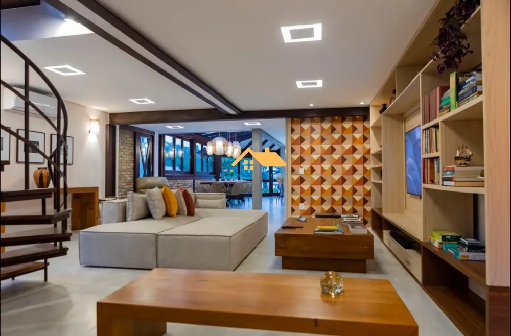 Casa, 5 quartos, 230 m² - Foto 2