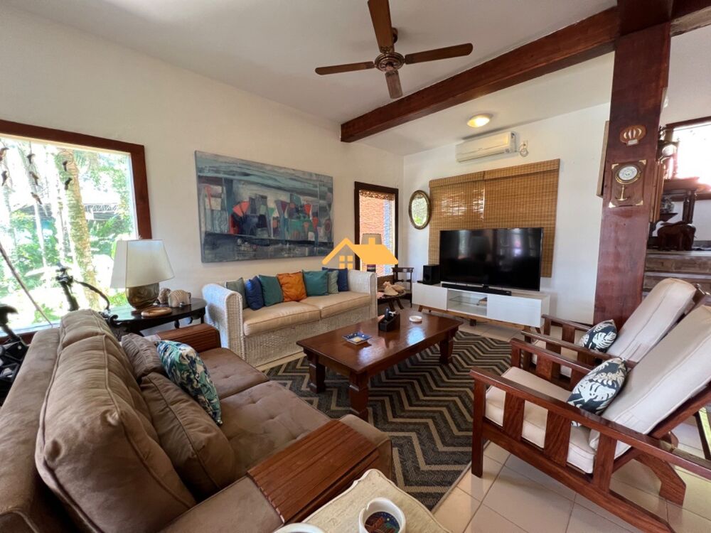 Casa para lancamento com 4 quartos, 300m² - Foto 1