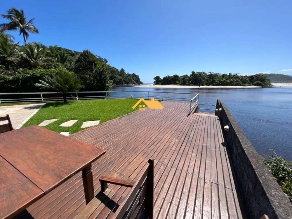 Casa, 4 quartos, 300 m² - Foto 1