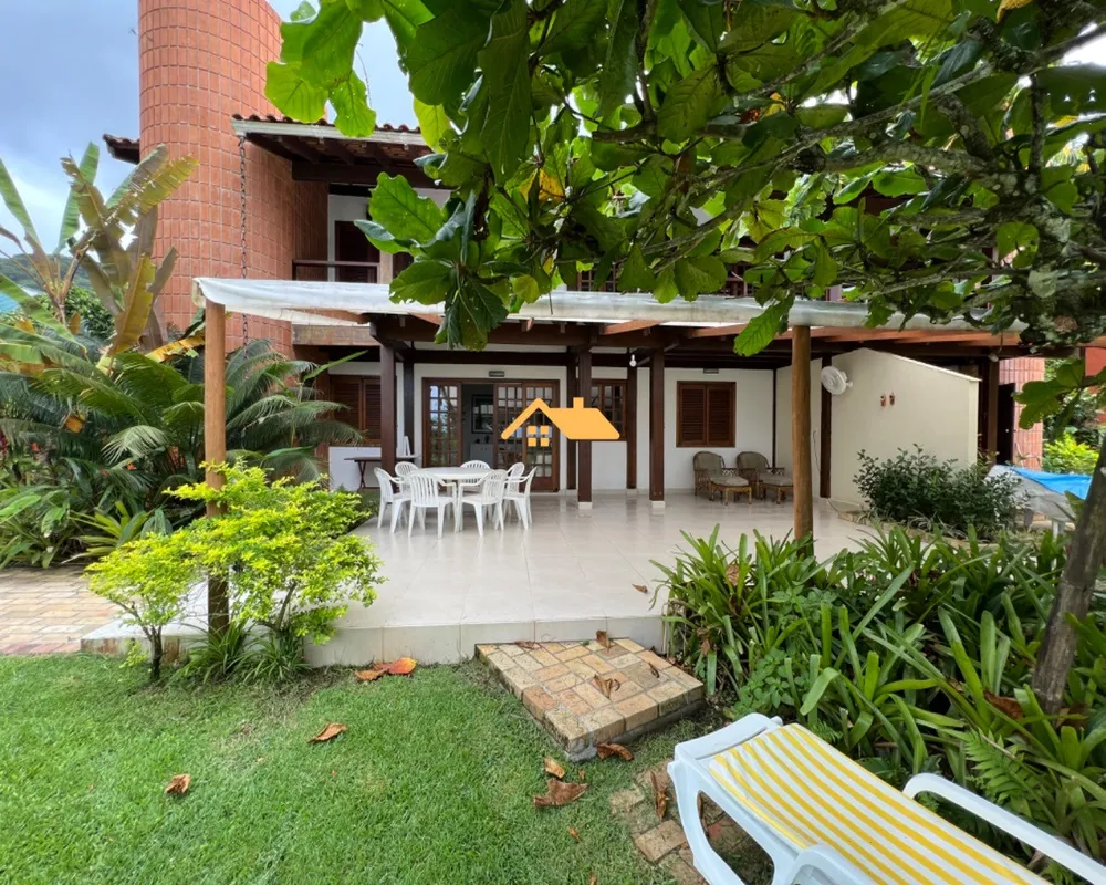 Casa, 3 quartos, 130 m² - Foto 1