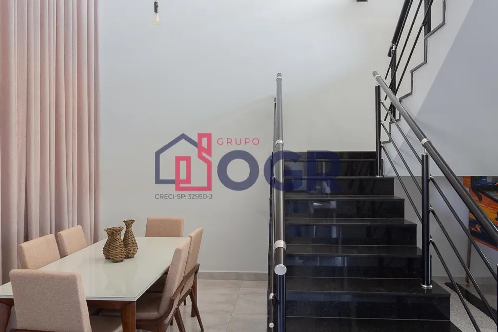 Casa, 3 quartos, 245 m² - Foto 2