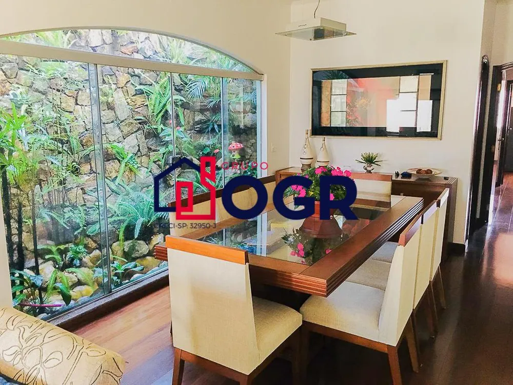 Casa, 3 quartos, 228 m² - Foto 4