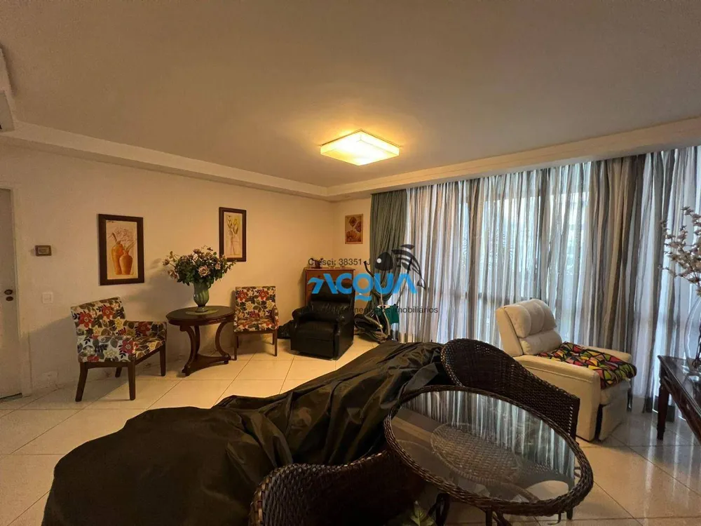 Apartamento, 4 quartos, 240 m² - Foto 1