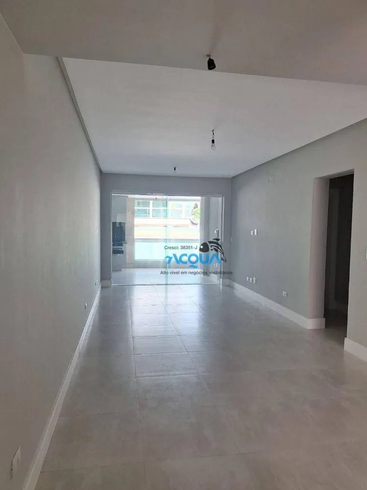 Apartamento, 3 quartos, 117 m² - Foto 2